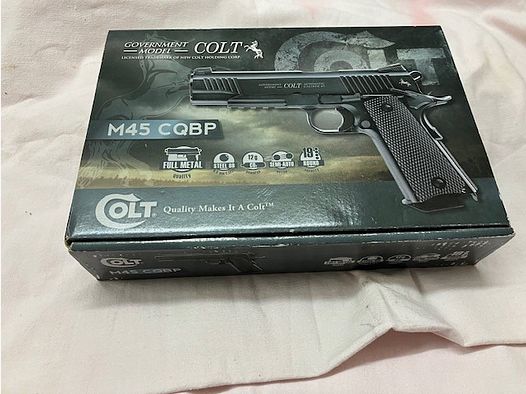 Colt M45 CQBP Co2 Pistole in Original Verpackung und Zubehör, es handelt sich um die seltene TAN Beige farbene, in sehr guten fuktionstüchtigen Zustand. 