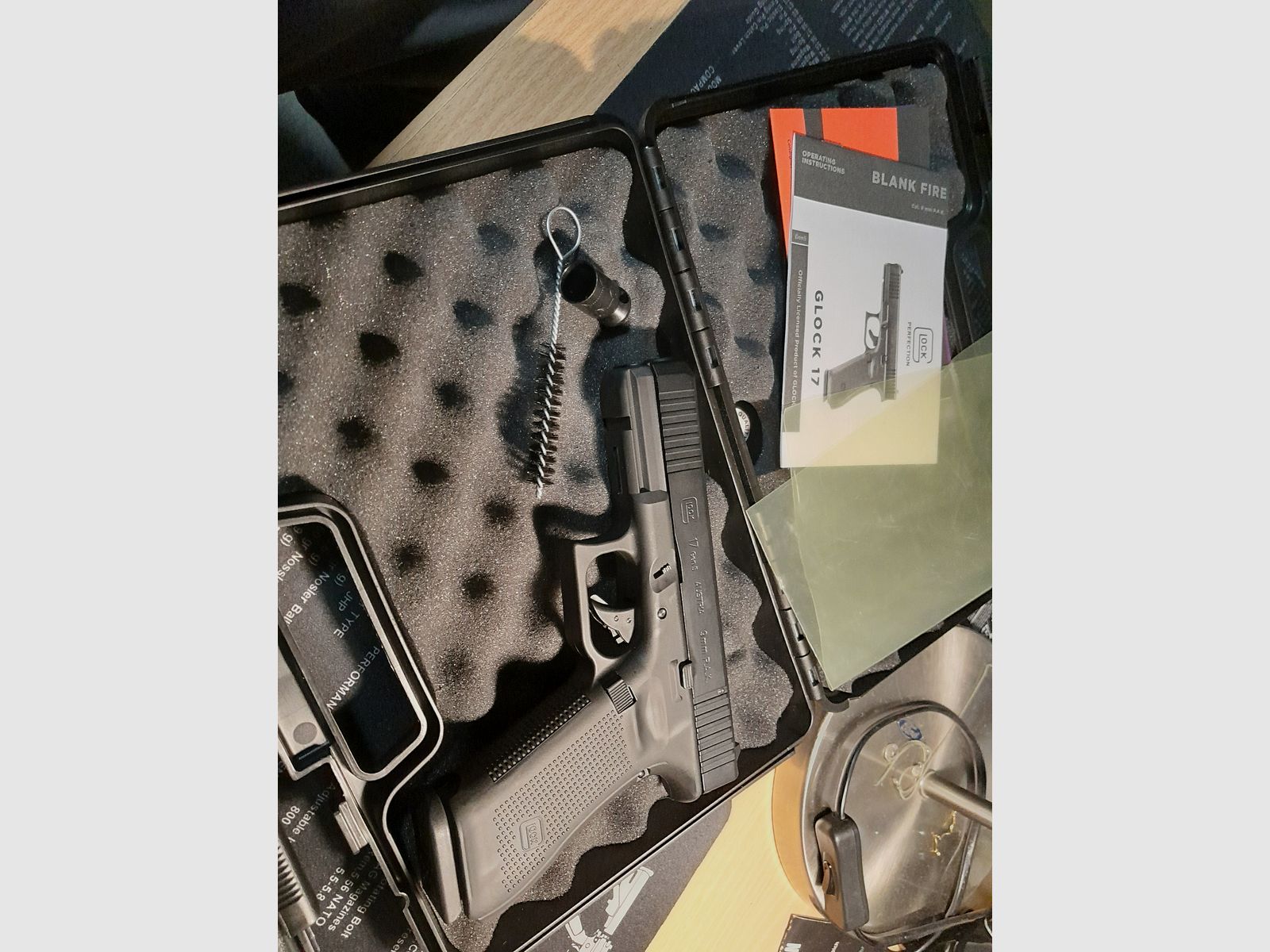 Umarex Glock 17 9mm pak new