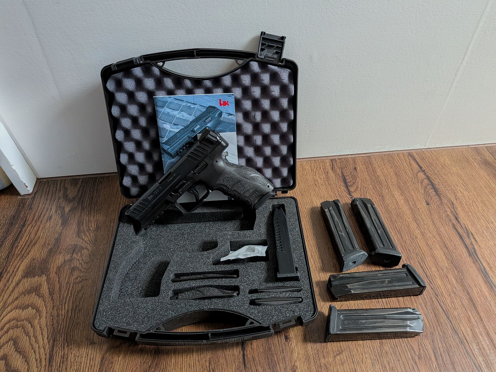 Heckler & Koch SFP9 SF 9x19mm 9mm like new, incl. 6 original magazines & accessories