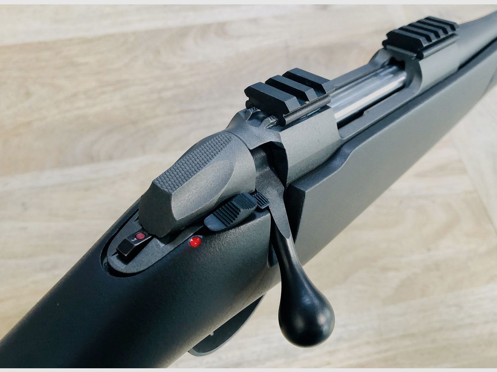 Sako 85 Finnlight II – Kal. 6.5 Creedmoor – Leicht, präzise und robust – Ausstellungswaffe, Bild 6 von 6