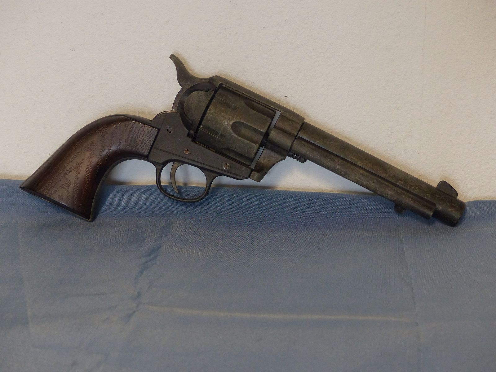 Colt Revolver Single Action Army Cal. .45 full metal decoration probably from the 70s