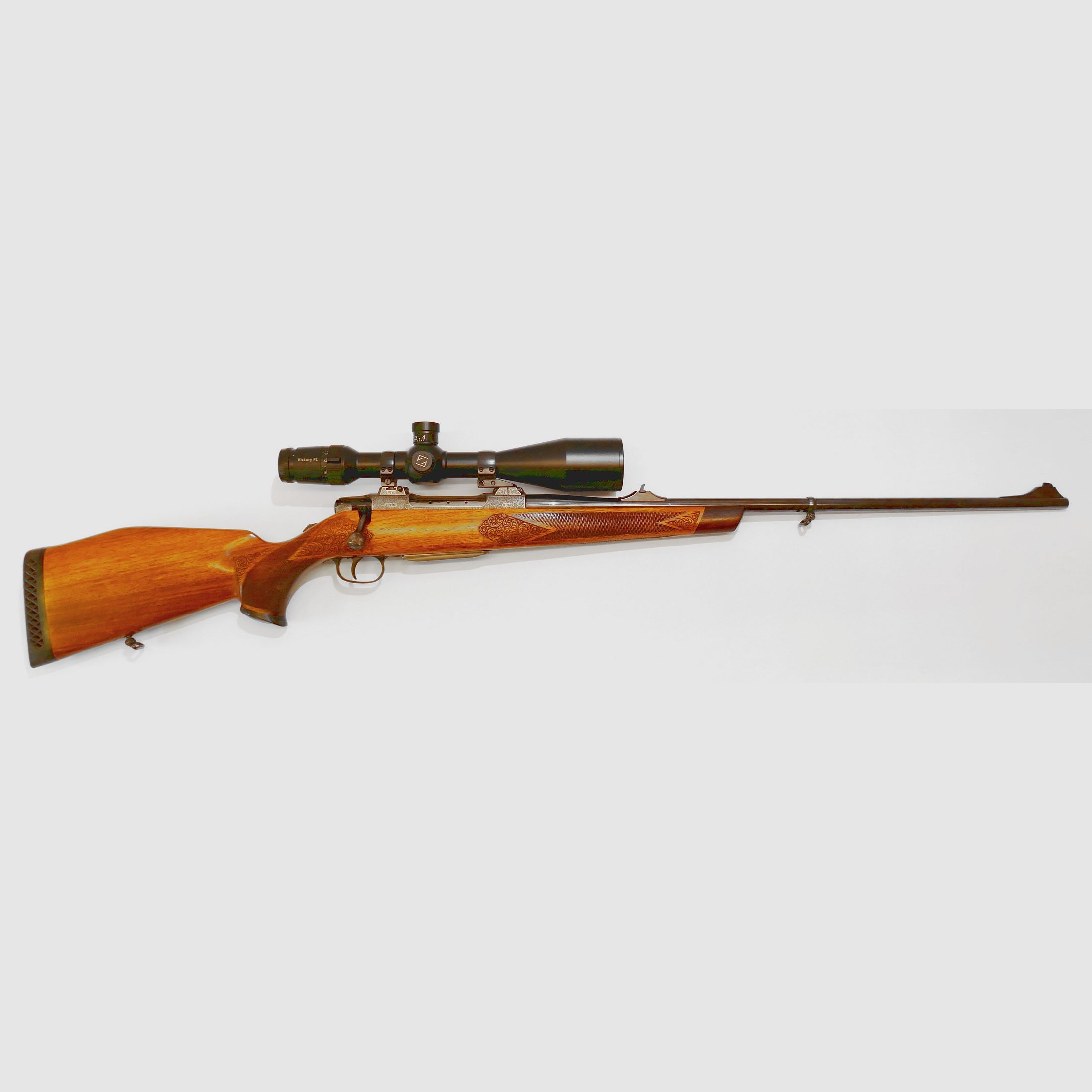 Sauer & Sohn 90 Royal con Zeiss 8x68S fucili a ripetizione
