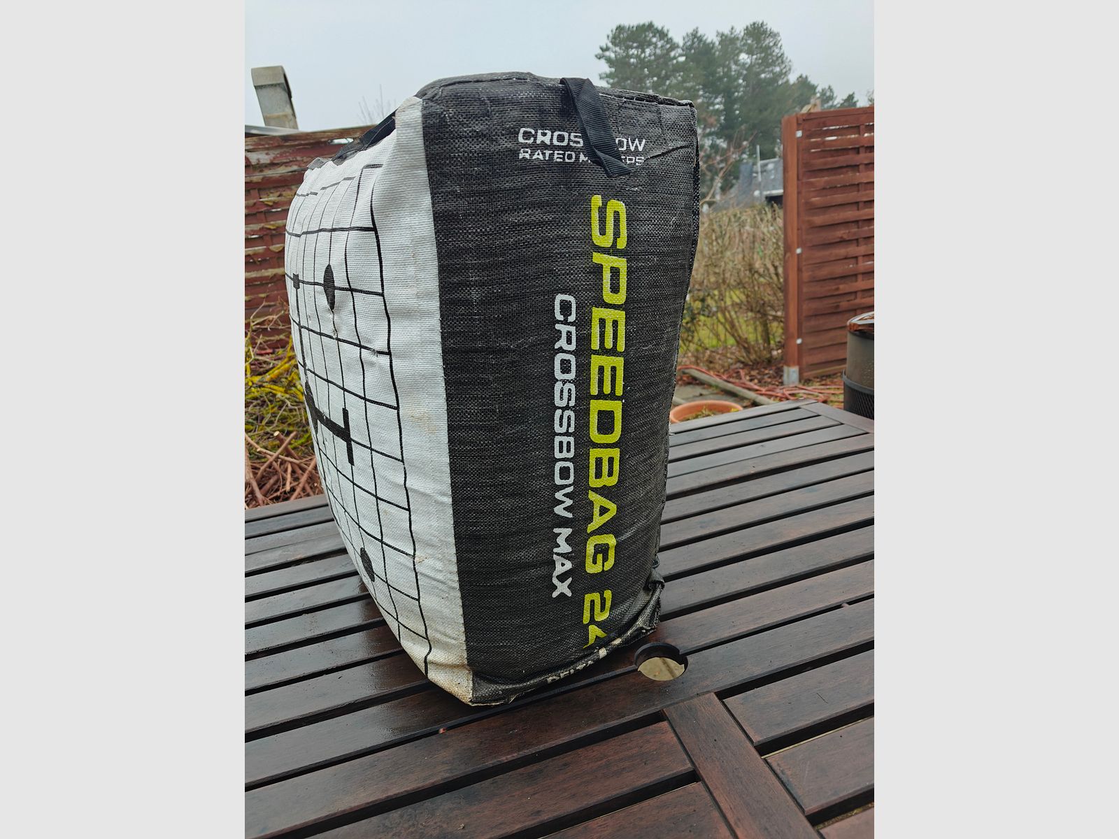 Delta McKenzie Speedbag Crossbow Max 24 Crossbow Boog Schietzak Doel