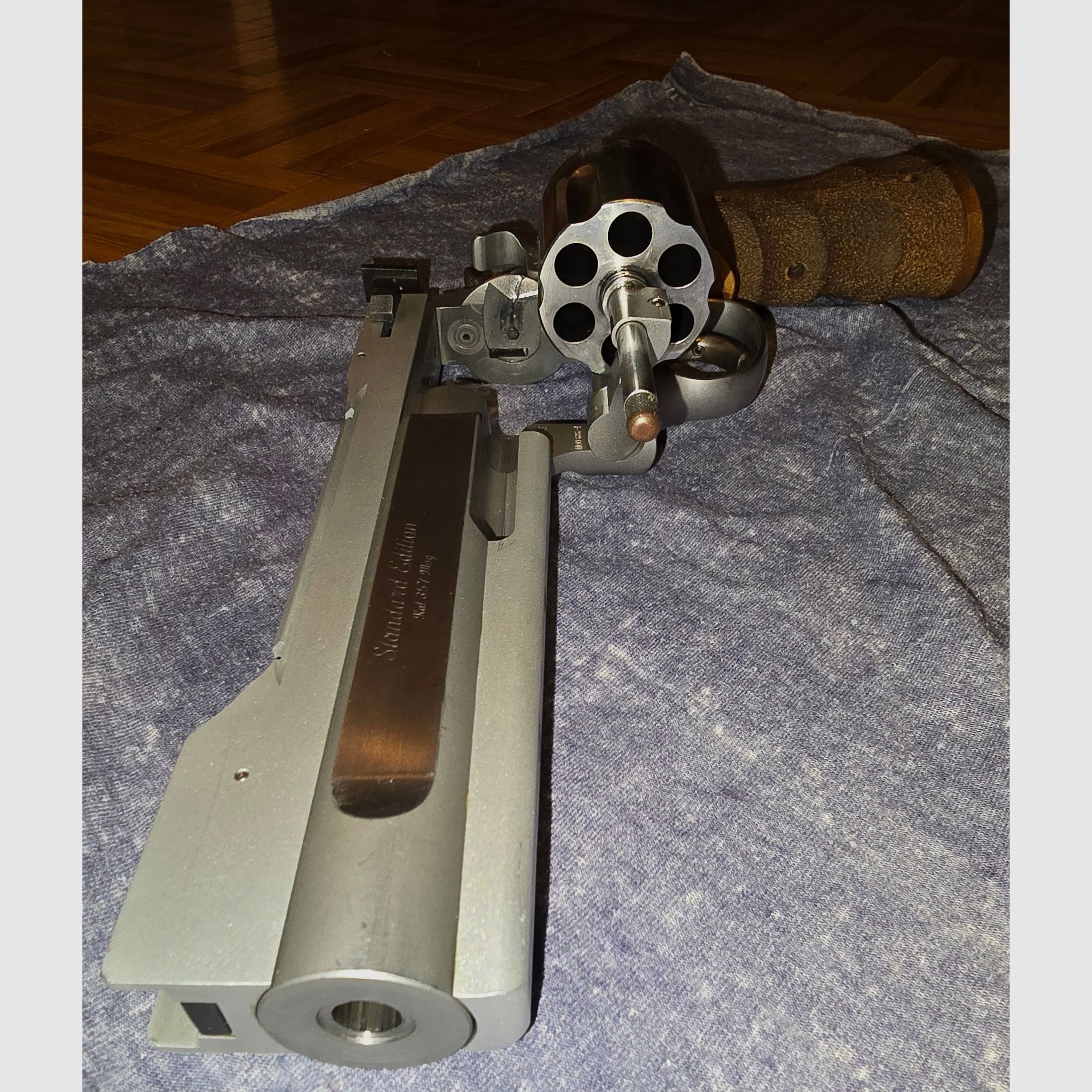 Smith u. Wesson 686 Mod.4 Target Champion Umbau 357Mag./38Special  950€VB