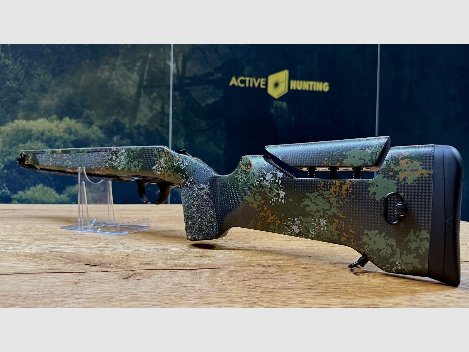 Carbonomix Hunttech inkl. Original Blaser R8 System/Gehäuse mit Abzugseinheit / Vollausstattung / NEU