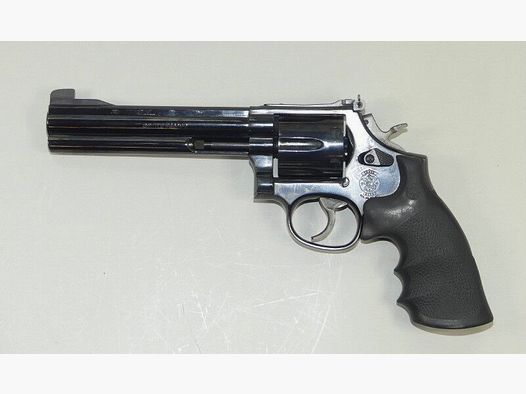 Smith & Wesson 586 Euro Master