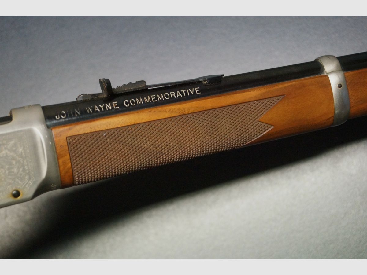 Winchester John Wayne Commemorative, immagine 3 di 5