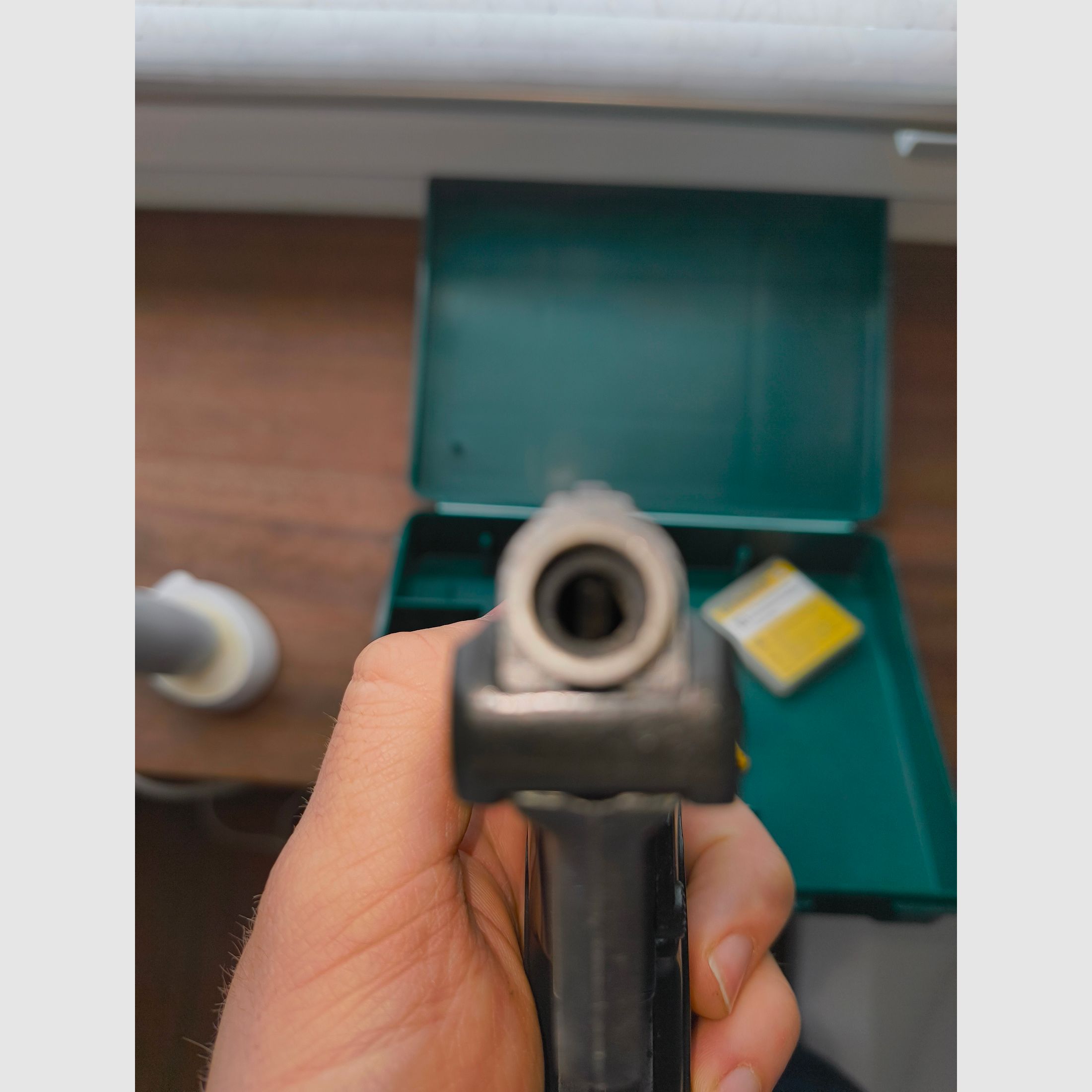 6ME 8 Detective Schreckschusspistolen