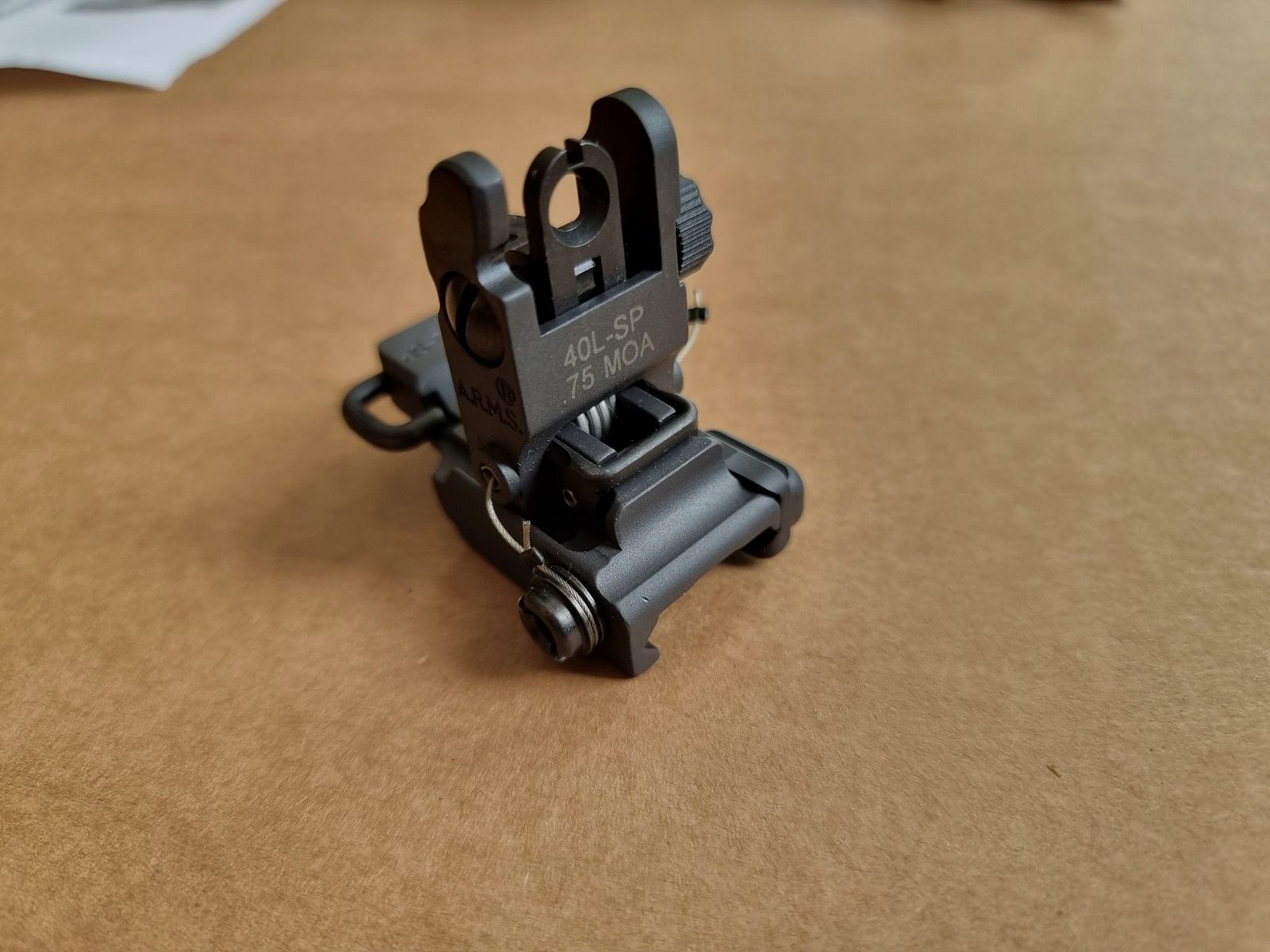 *RARA* A.R.M.S. - Sistema de riel #50-C con miras de gas plegables #41-BL y miras traseras #40-L - AR15 de los 2000