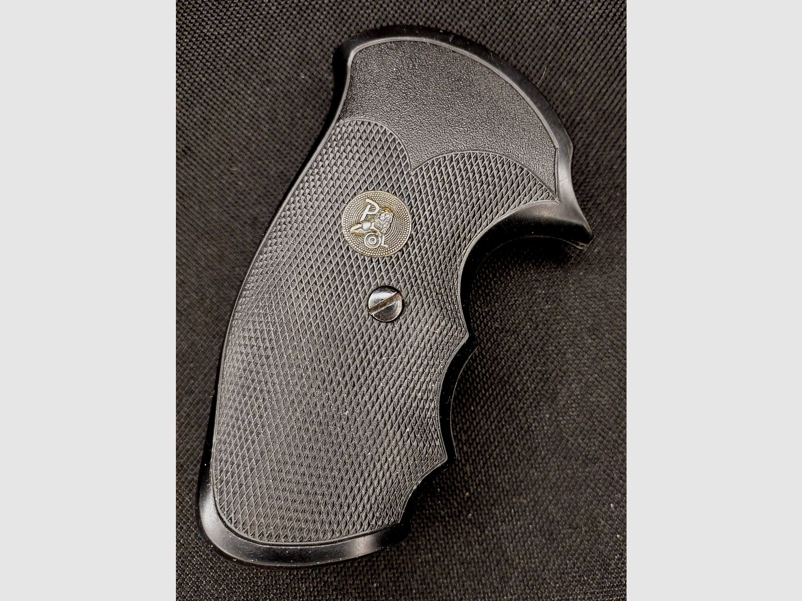 Pachmayr „Gripper“ Gummigriff – S&W J‑Frame Rundes Ende