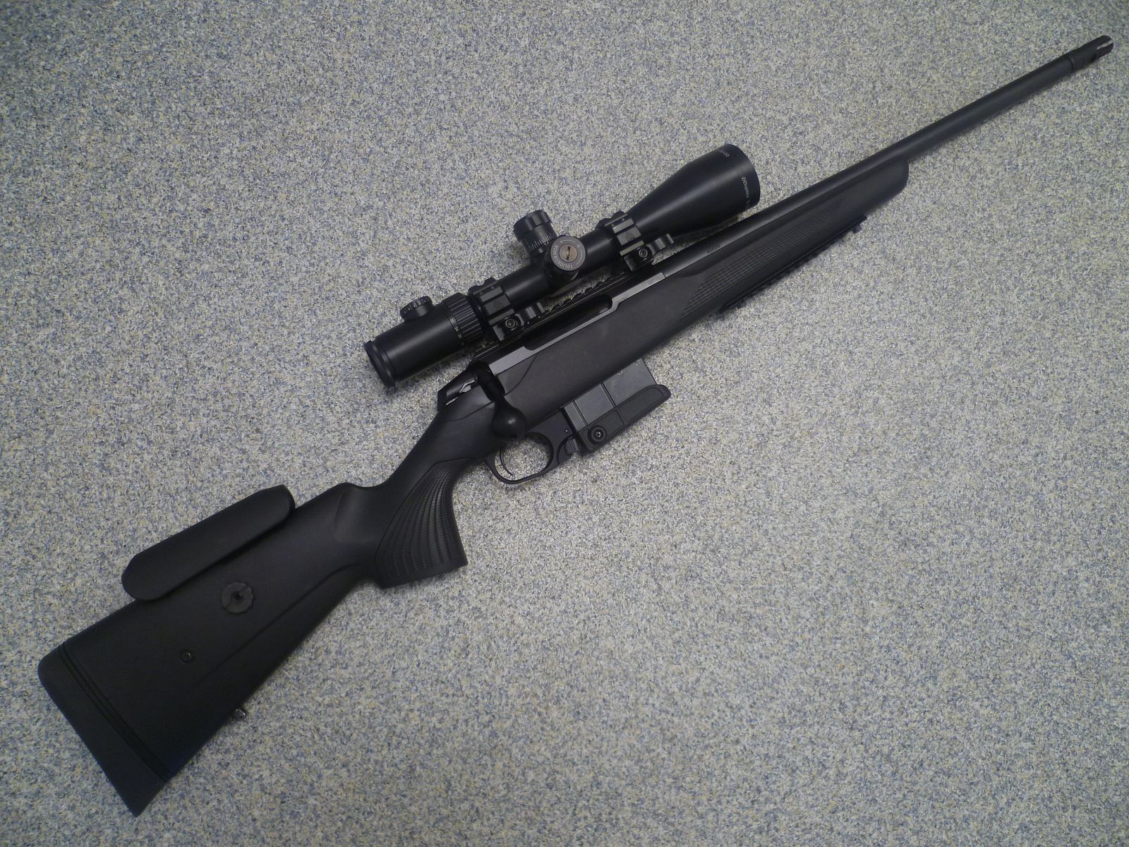 Repeater rifle Tikka T3x .308 Win.