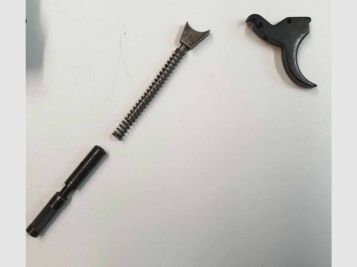 Weirauch Freier Teilesatz Weihrauch Arminius HW 38 Revolver .38 Special 35 Teile