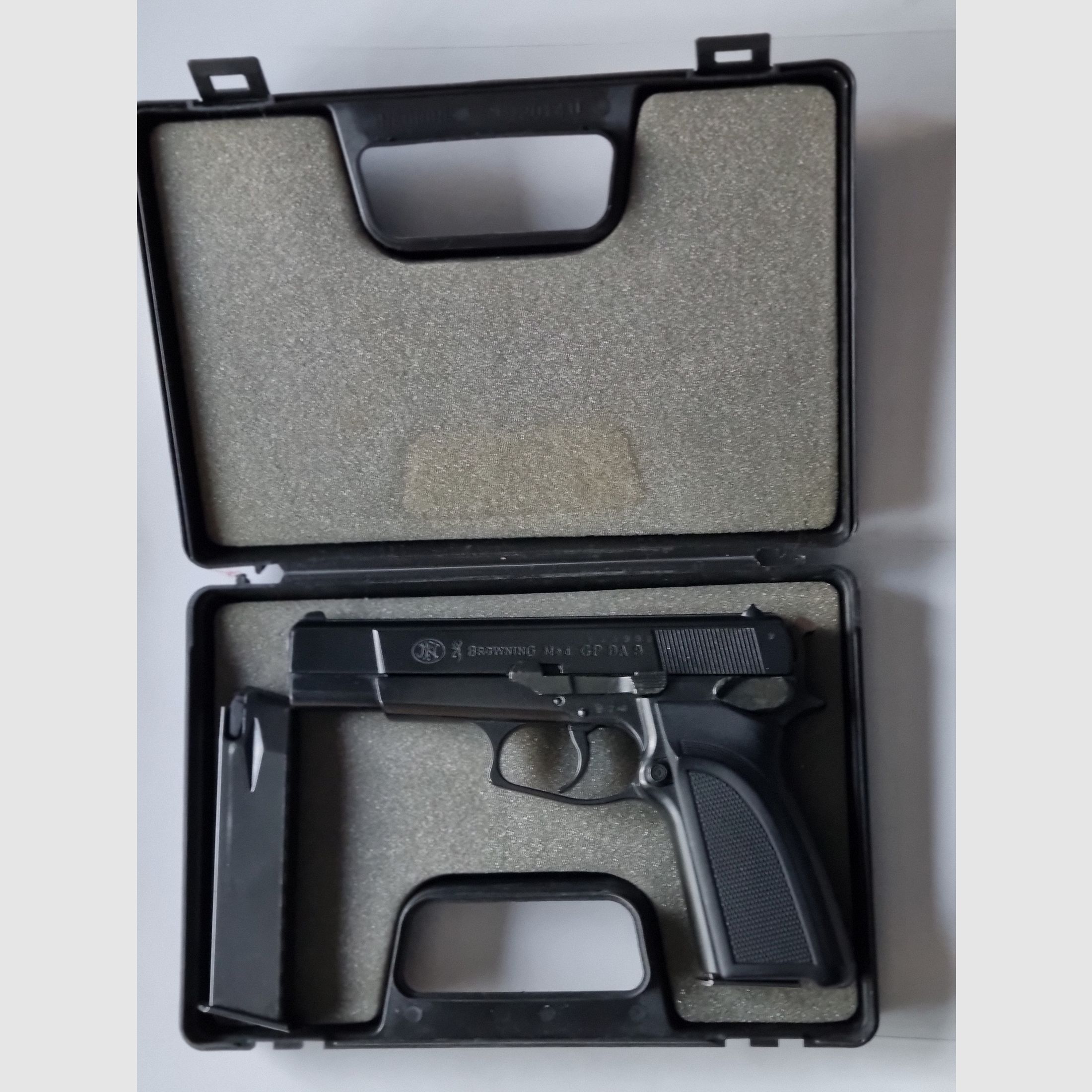 Browning GPDA 9 Schreckschuss Pistole 9mm PAK