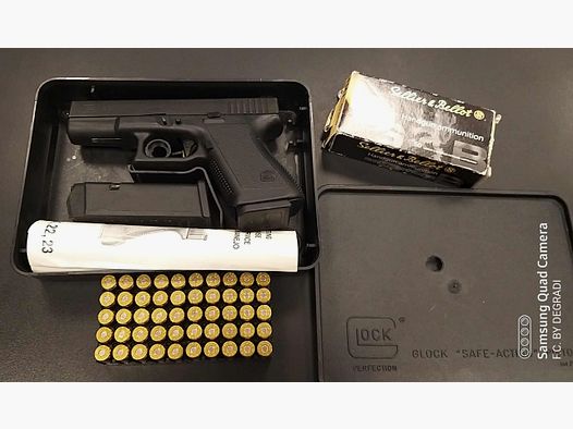 GLOCK 23 40 SW