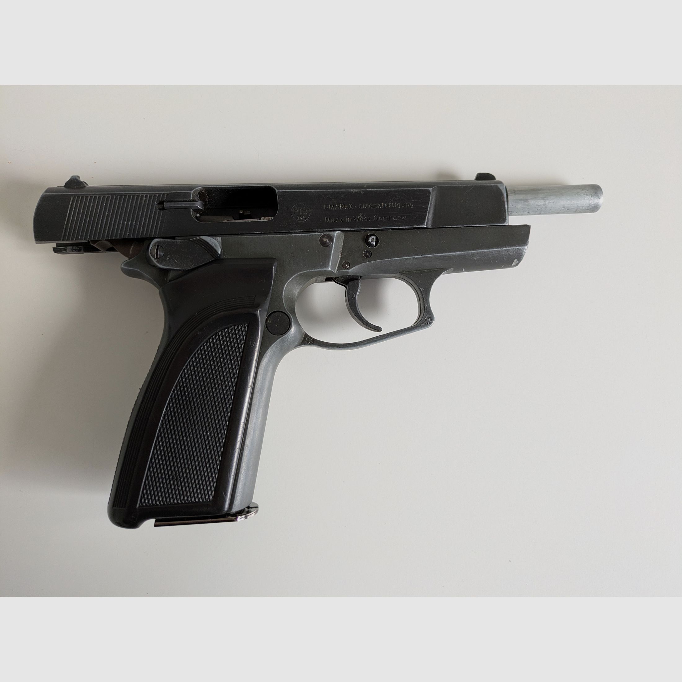 Browning gdpa 8 mit Lederholster