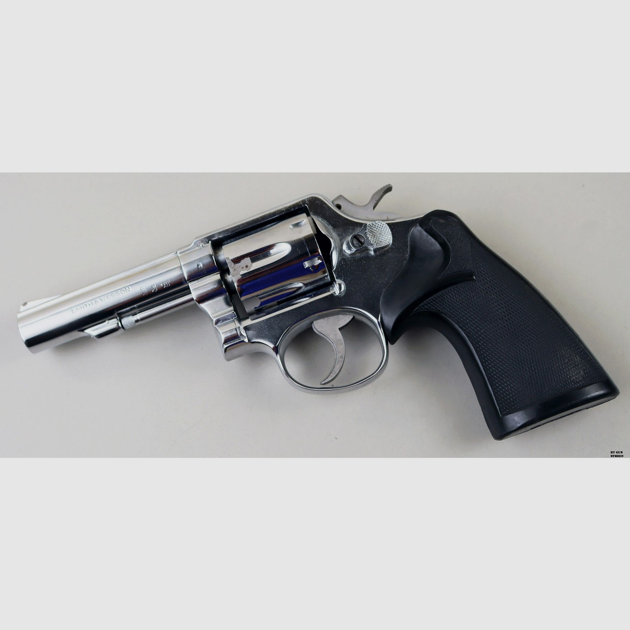 Revolver Smith & Wesson mod. 10-6 cal. 38 Spec matr. D926298, image 2 of 5