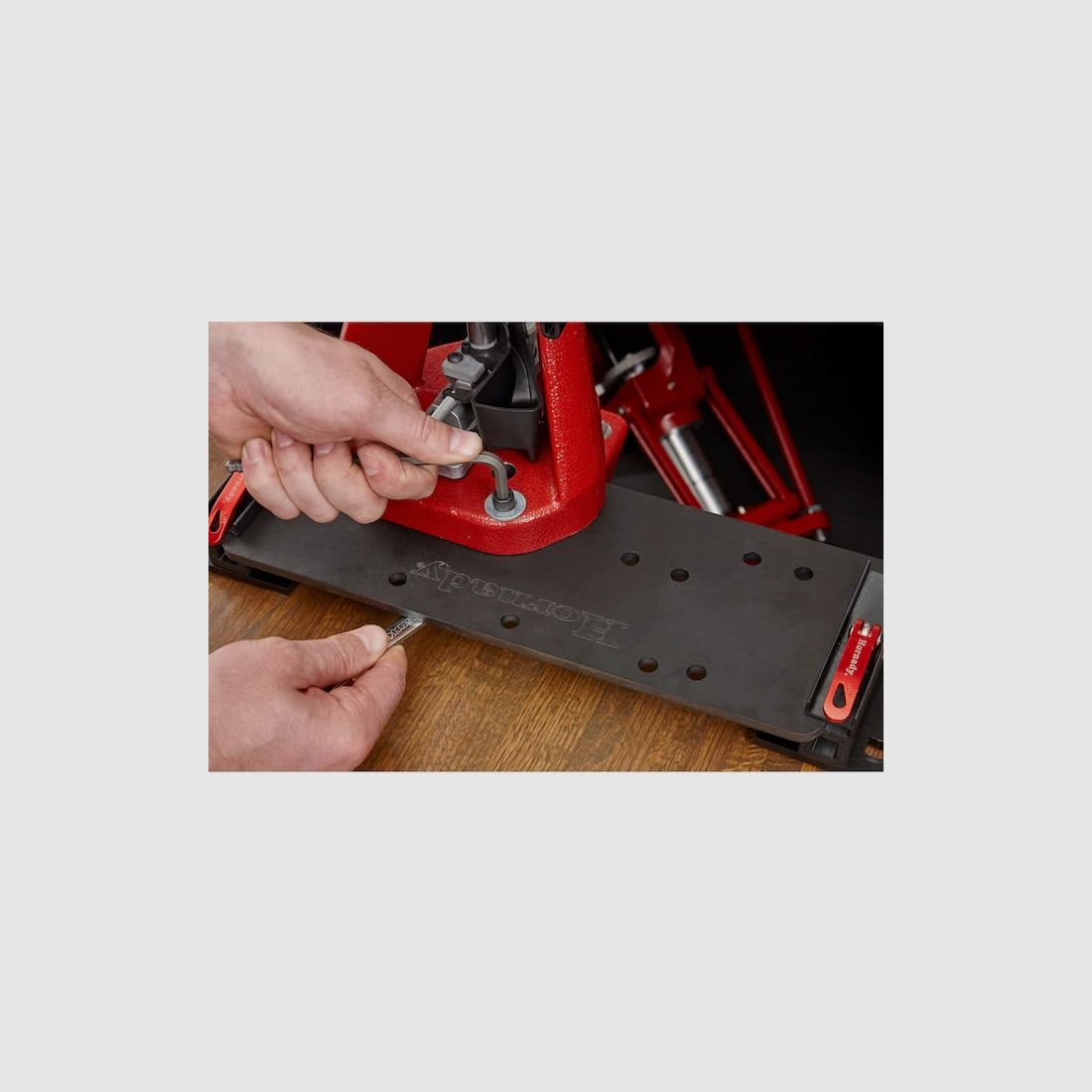 Hornady Montagesystem mit Schnellverschluss für Pressen und Geräte