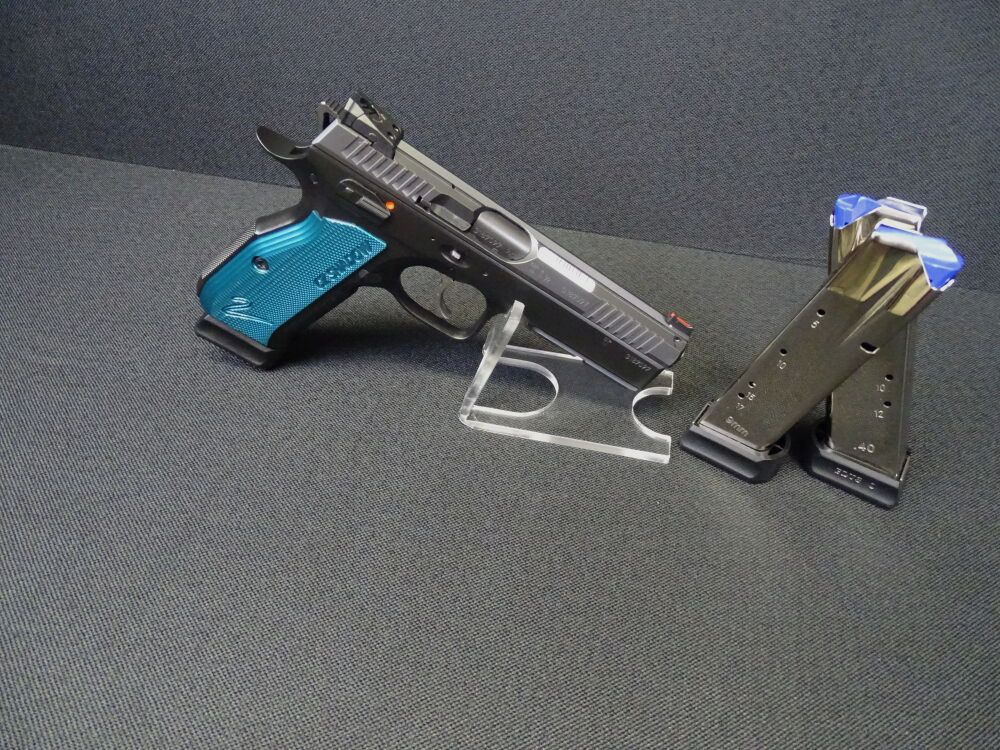 CZ Shadow ll blau