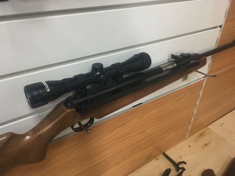 Diana 52 soporte lateral