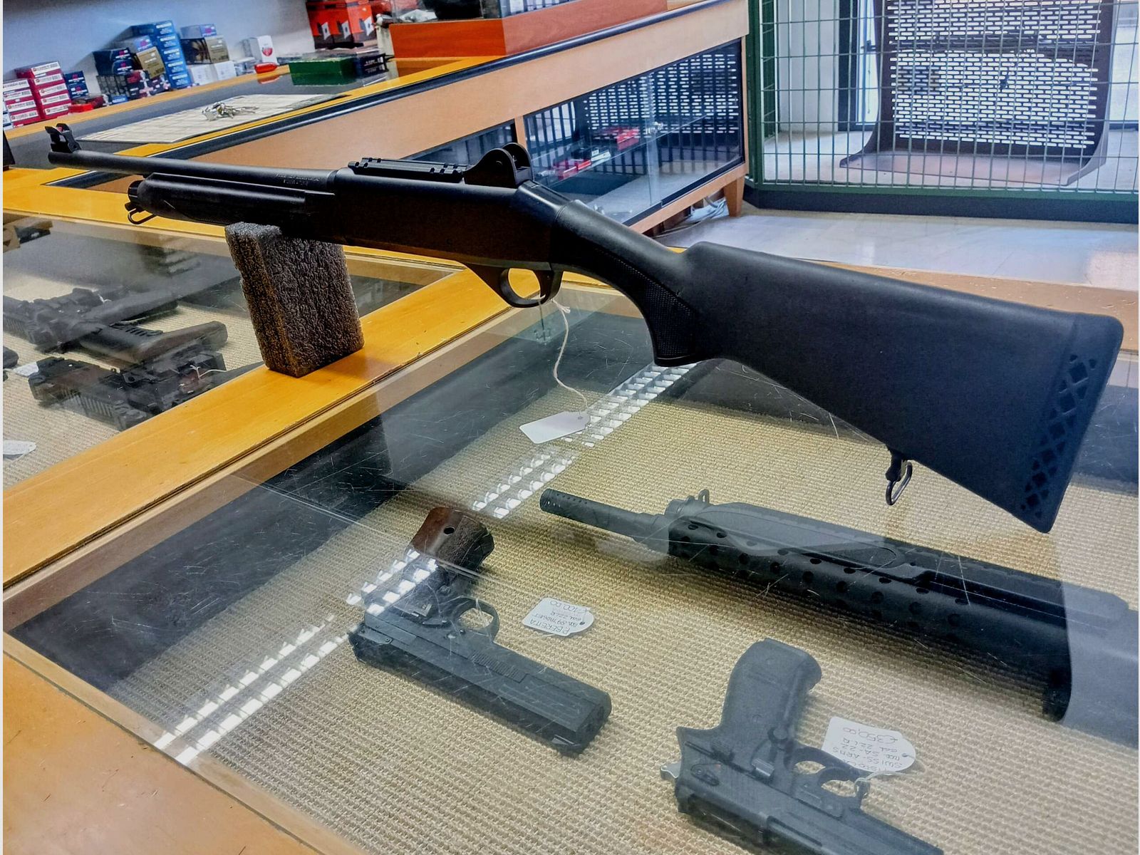 Fucile semiautomatico STOEGER mod M3020 Slug cal.20 Mag. (usato), immagine 2 di 4