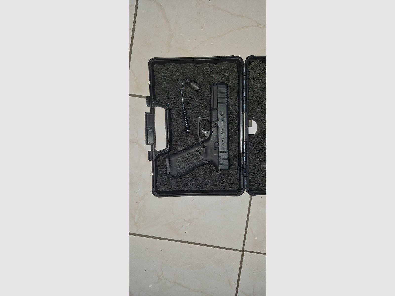 Umarex Glock 17 GEN 5 schreckschusspistool + accessoirespakket – Topstaat