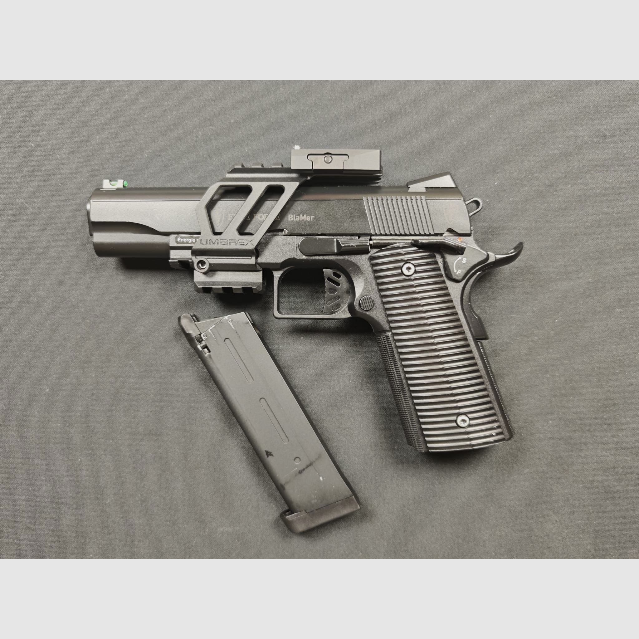 Elite Force BlaMer 1911er Design Gas-Blow-Back 6mm BB nero + Picatiny Rail e piastra adattatore RMR