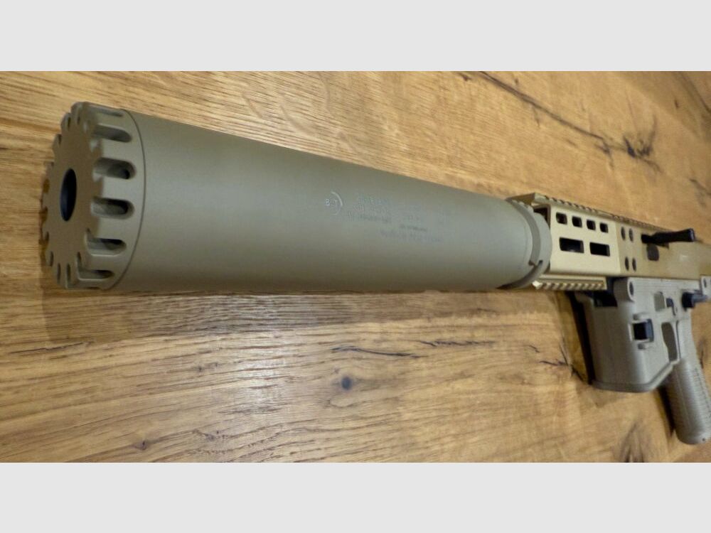 B&T AG (Brügger and Thomet) GHM9 G Coyote TAN with RBS silencer