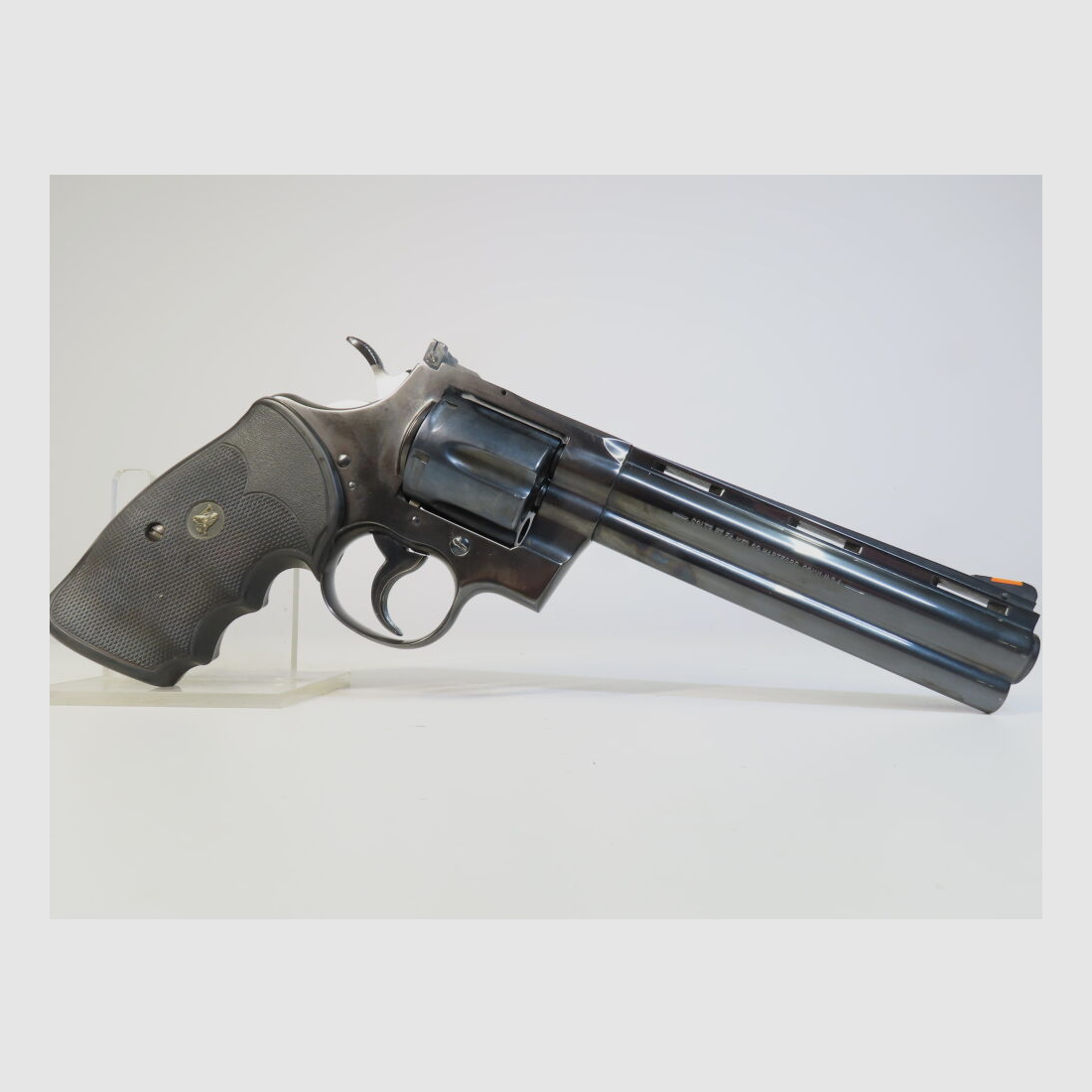 Colt Python 6" cali z 1971 roku