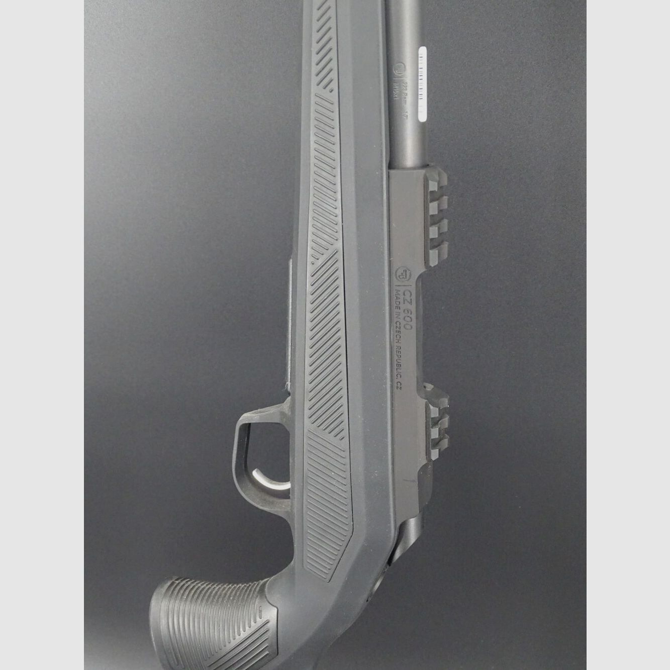 Ausstellungswaffe NEUWAFFE UNGESCHOSSEN CZ 600 Alpha Kaliber .223 Rem CZ 600 Alpha