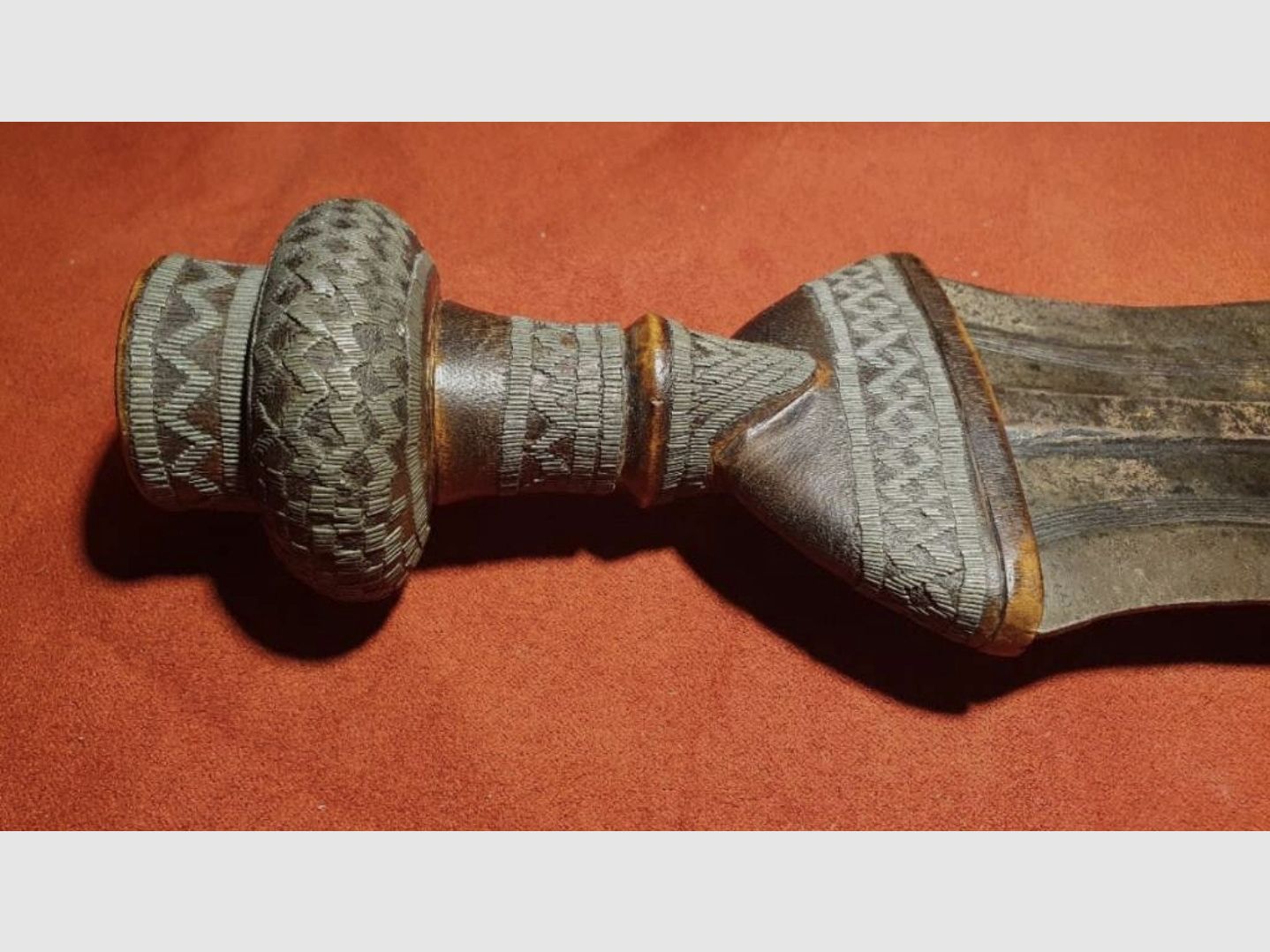Bushono Ikula, épée de cérémonie Kurz/Zeremonienschwert Congo belge