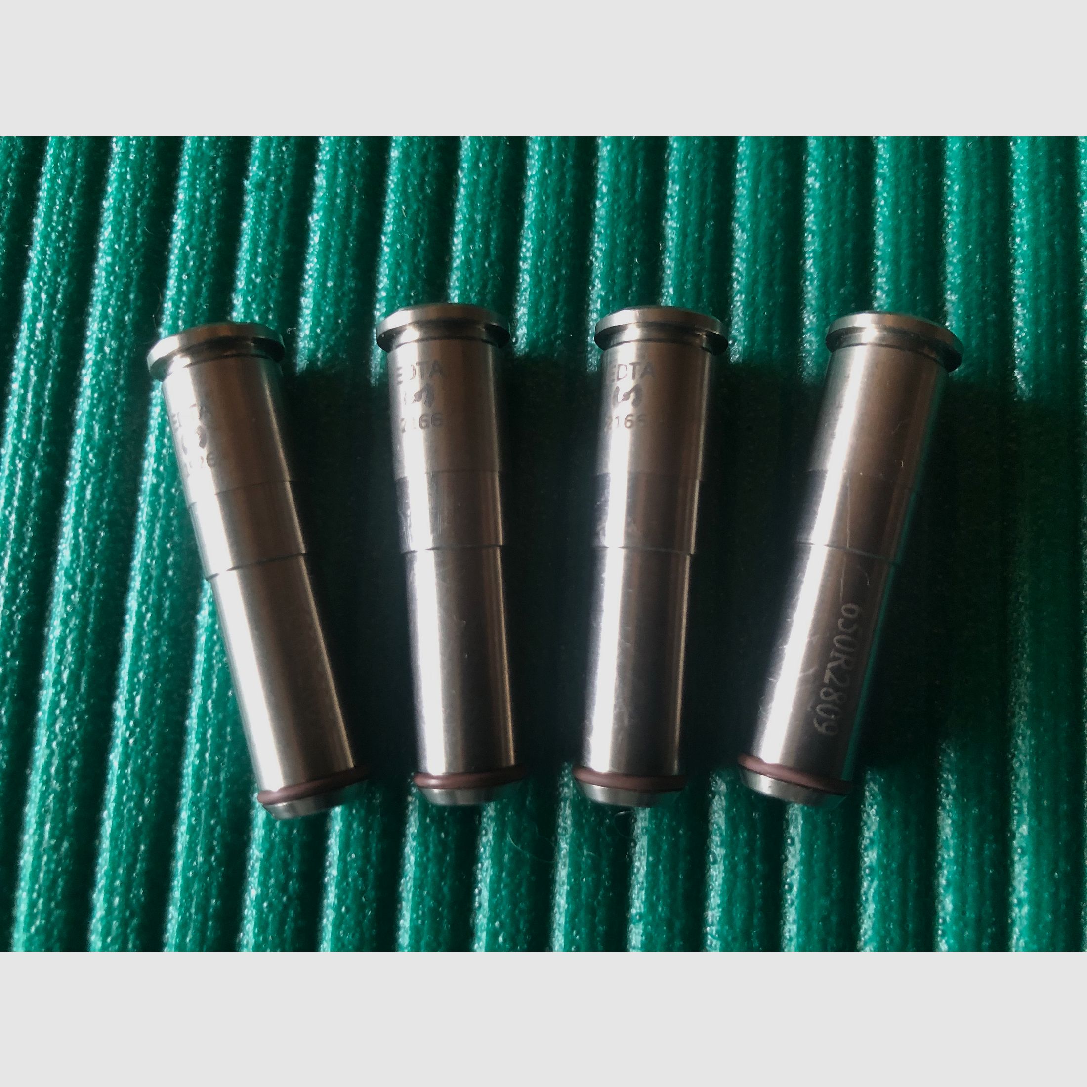 Laser Ammo Sure Strike 38SP/357Mag czteropak czerwonego lasera (bez baterii)