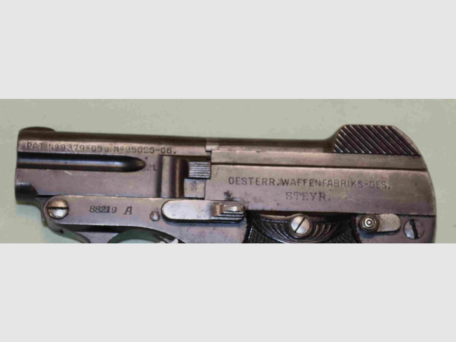 Pistolet Steyr 1906 Kaliber 6.35, zdjęcie 2 z 4