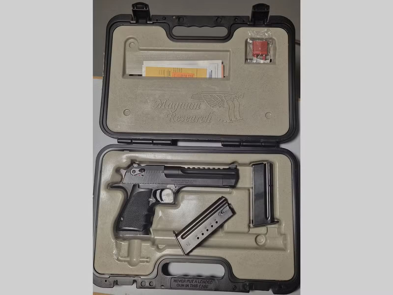 Magnum Research DESERT EAGLE .44 Magnum, 6" brüniert