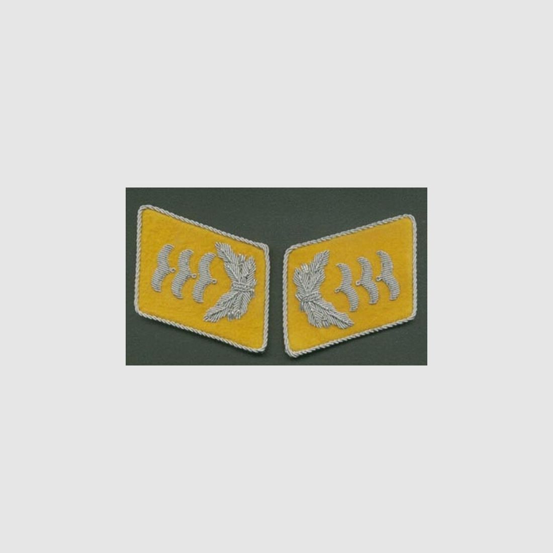 Kragenspiegel Hauptmann Flieger/Fallschirmjäger Repro !!!