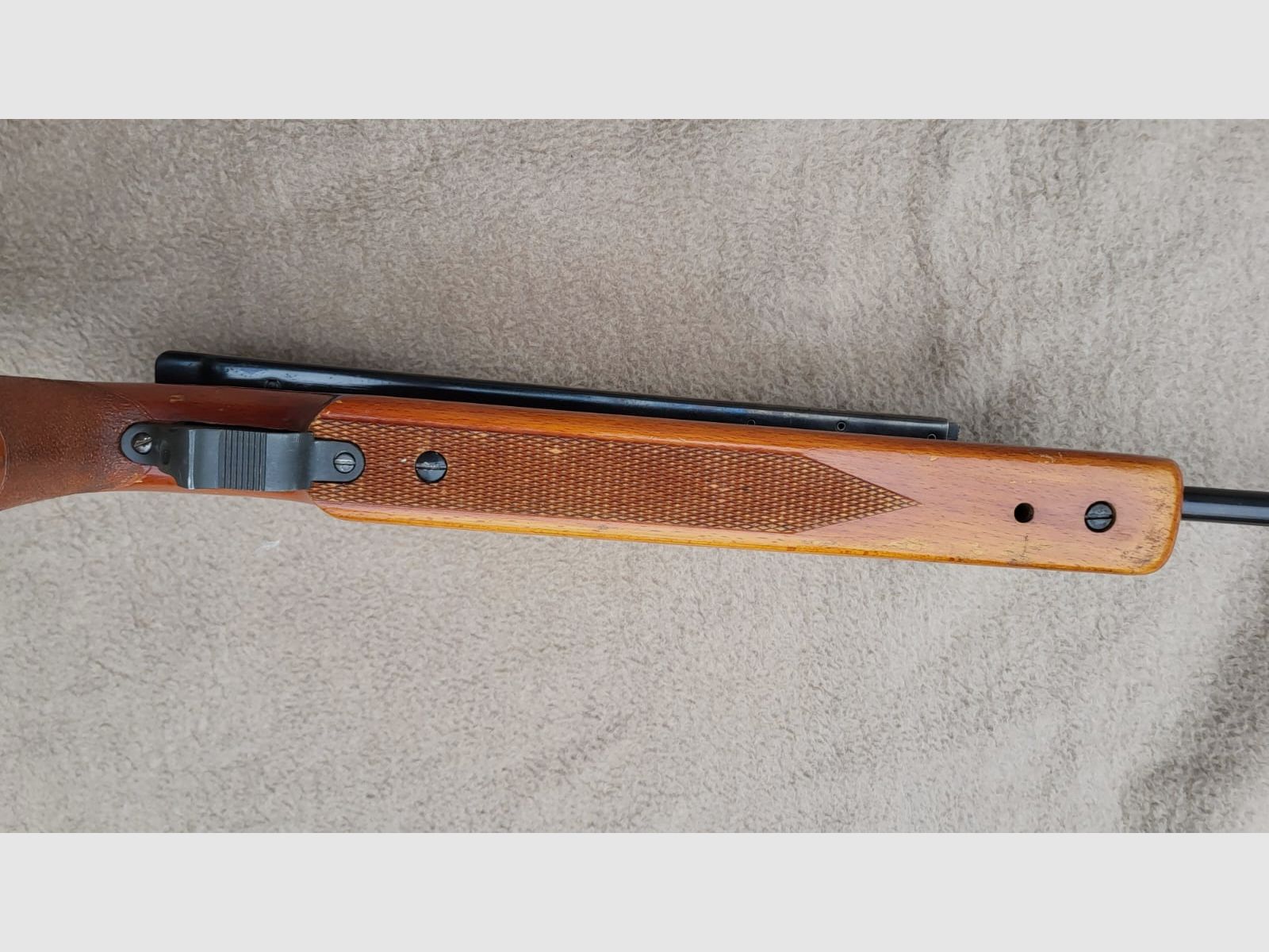 DDR Luftgewehr aus Suhl Seitenpanner Haenel 312