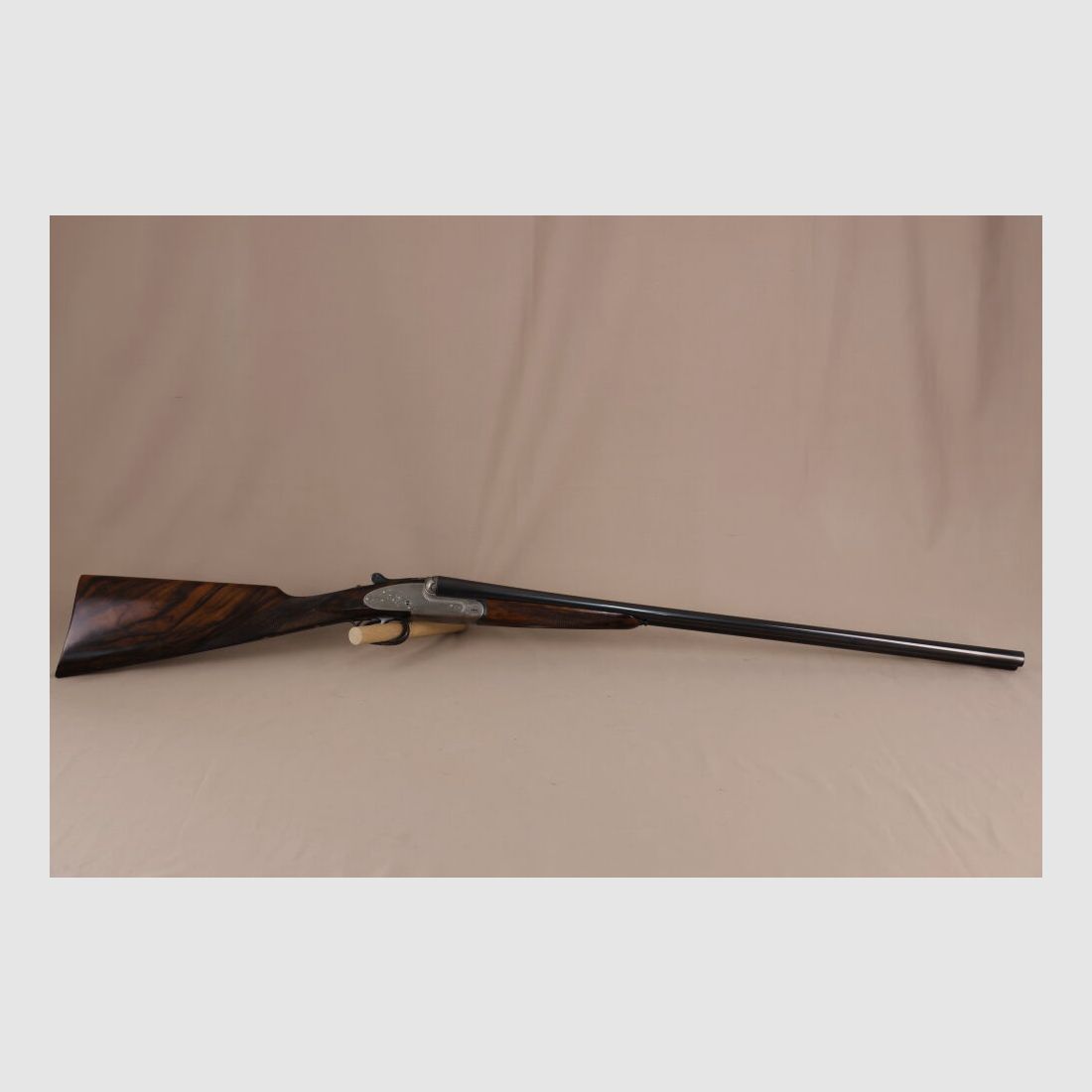 AYA - Aguirre y Aranzabal side lock over-and-under shotgun // TOP wood / engraving / made according to the specifications of Augustinus von Papen!!, image 7 of 10