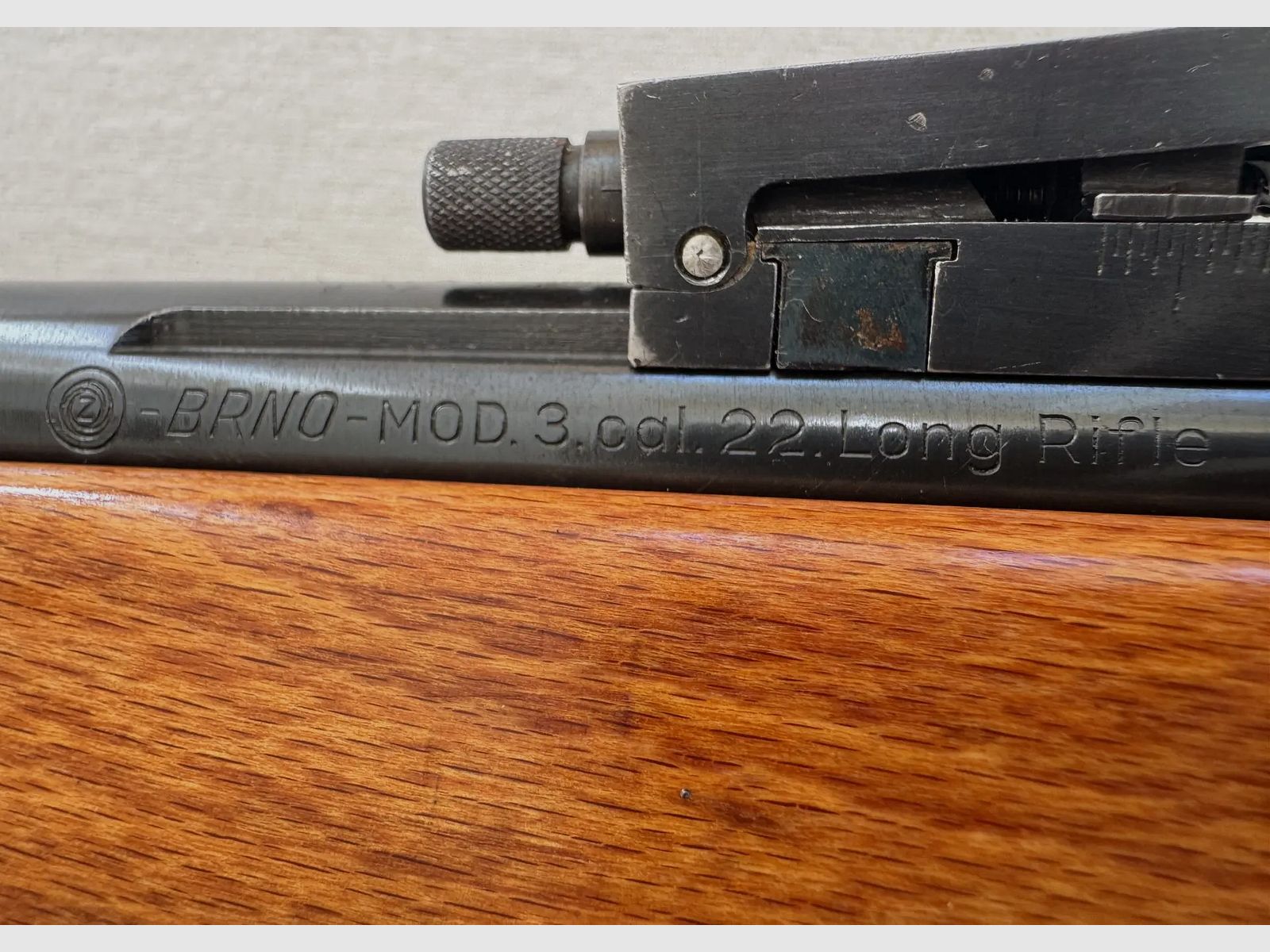 Brno Mod. 3 (Cal. .22 LR) Rara carabina de entrenamiento/competición checoslovaca — Militar / SVAZARM
