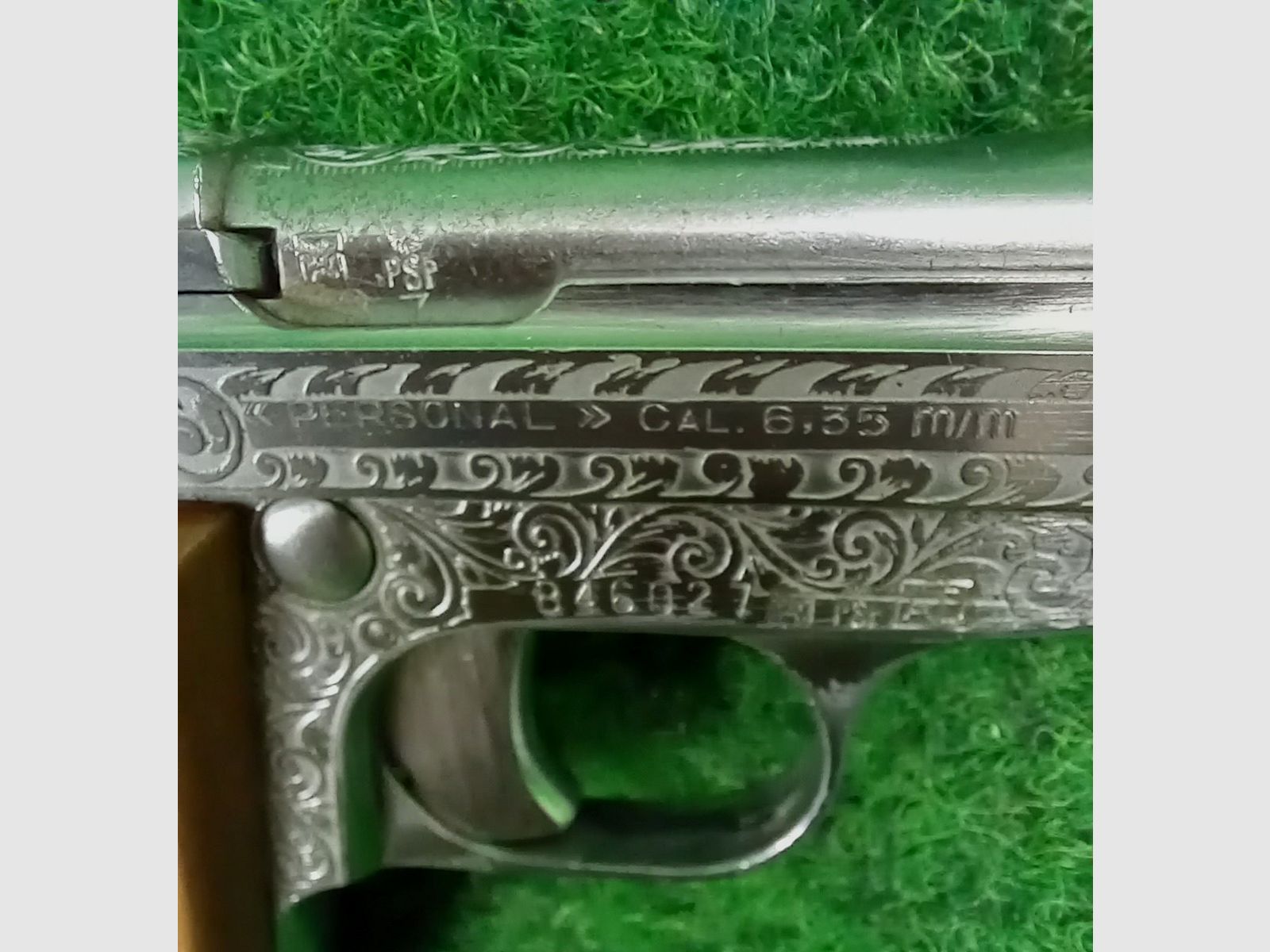 Grawerowany pistolet 6,35mmBrowning Renato Gamba
