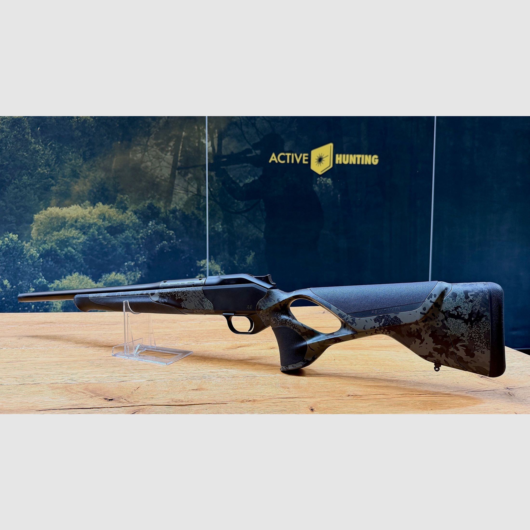 Blaser R8 Ultimate Carbon Huntec Camo Komplettwaffe / Kaliber wählbar / Logo schwarz / Semi Weight