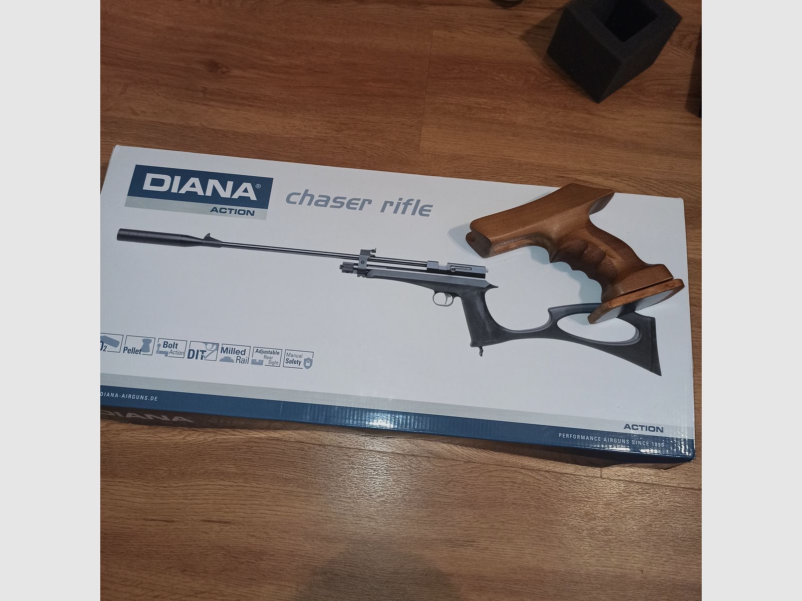 Diana Chaser Rifle Set 4.5mm with a lot of accessories.