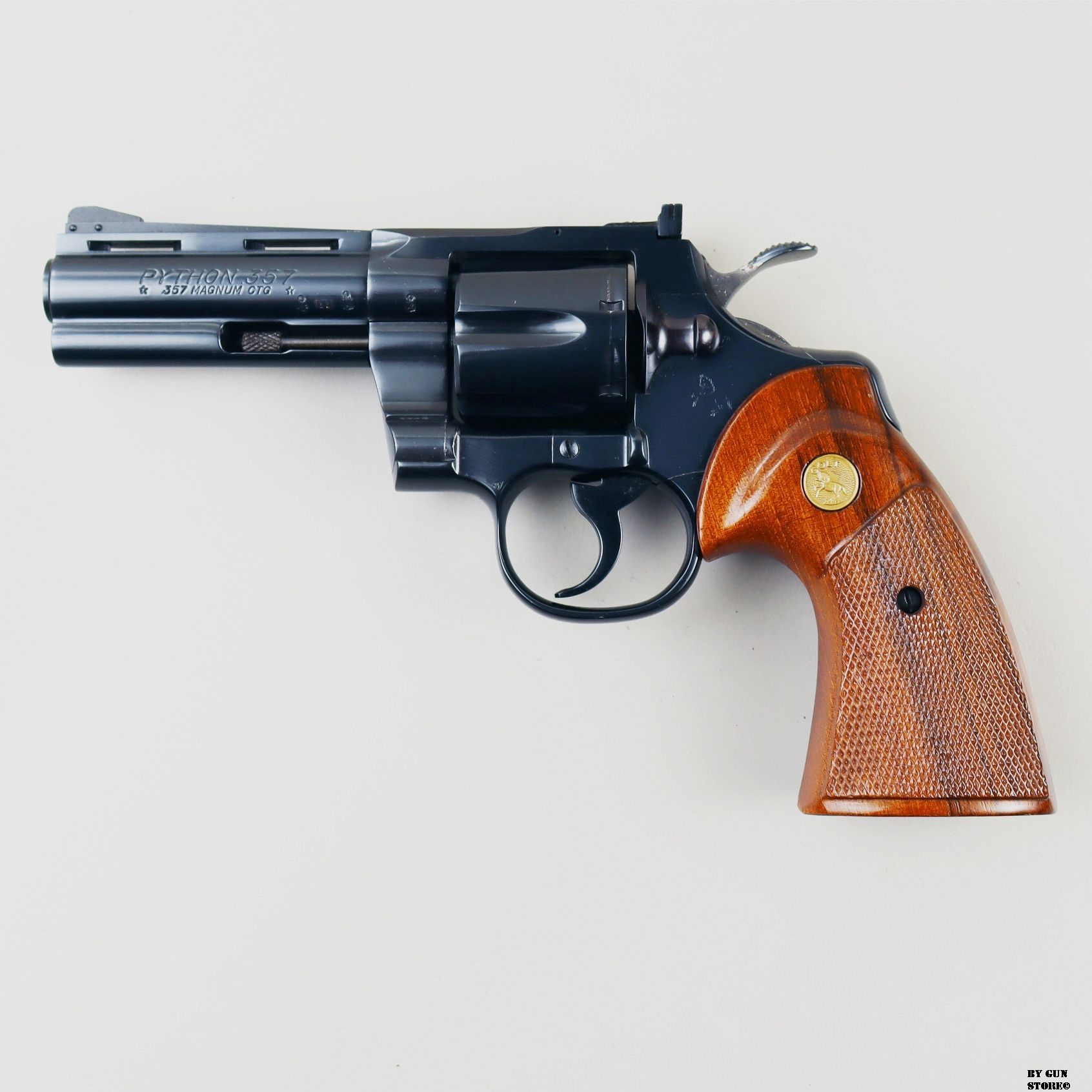 Revolver Colt mod. Python Kal. 357 Mag. Ser.Nr. E86701, Bild 1 von 10