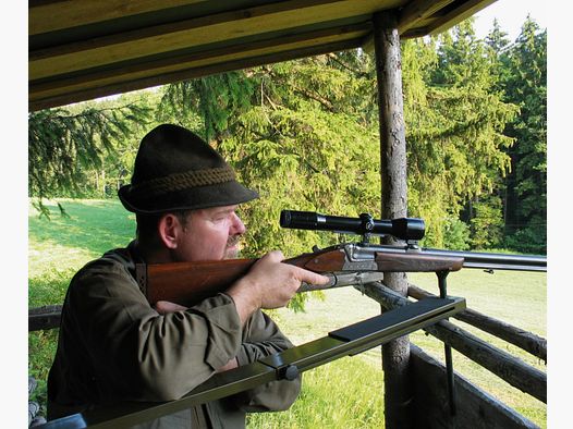 Knobloch multifunctional target aid