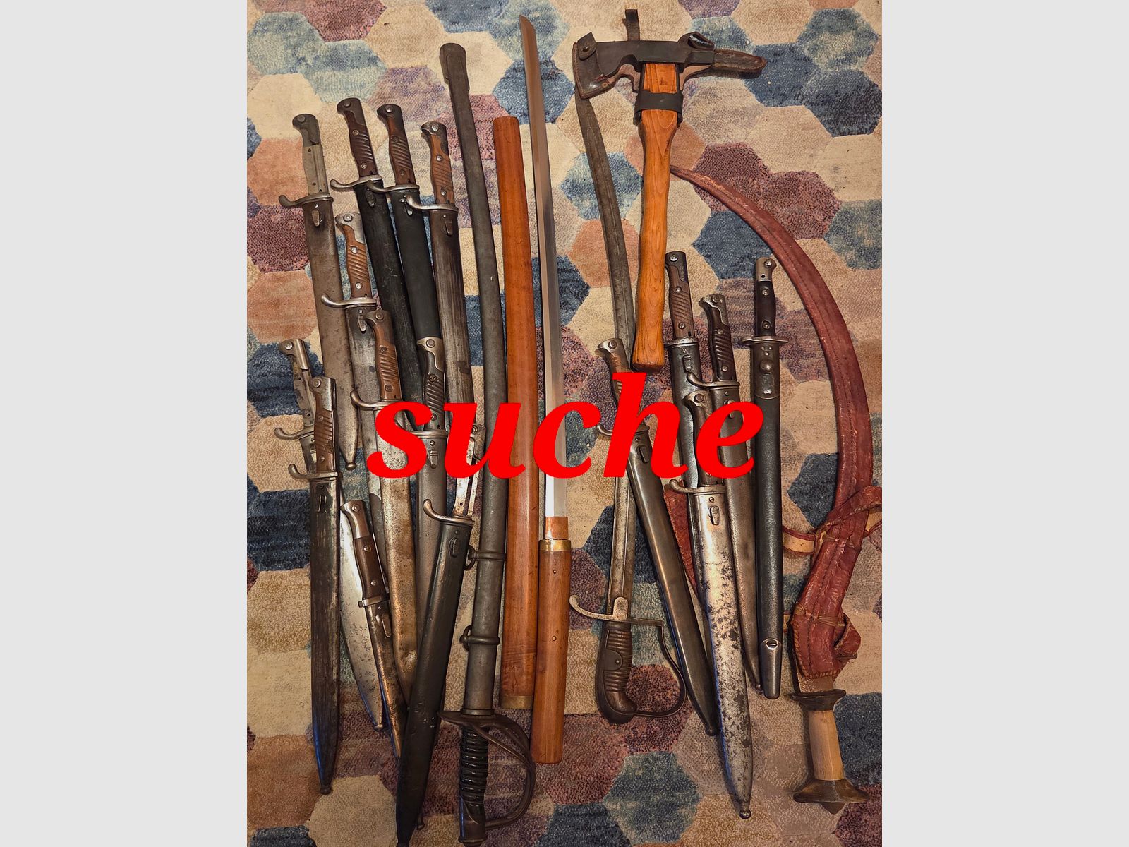 Bajonette Sabre Dague Couteau Épée Armes blanches Antiques historiques