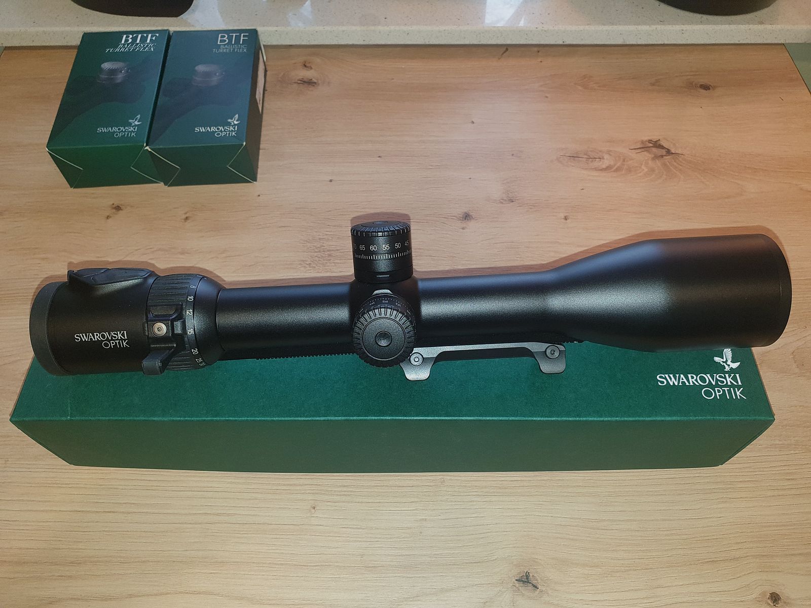 Swarovski Z8i+ 5-40x56 4A-i SR, y compris 2xZ8i BT & Henneberger Montage, 450€ avantage prix