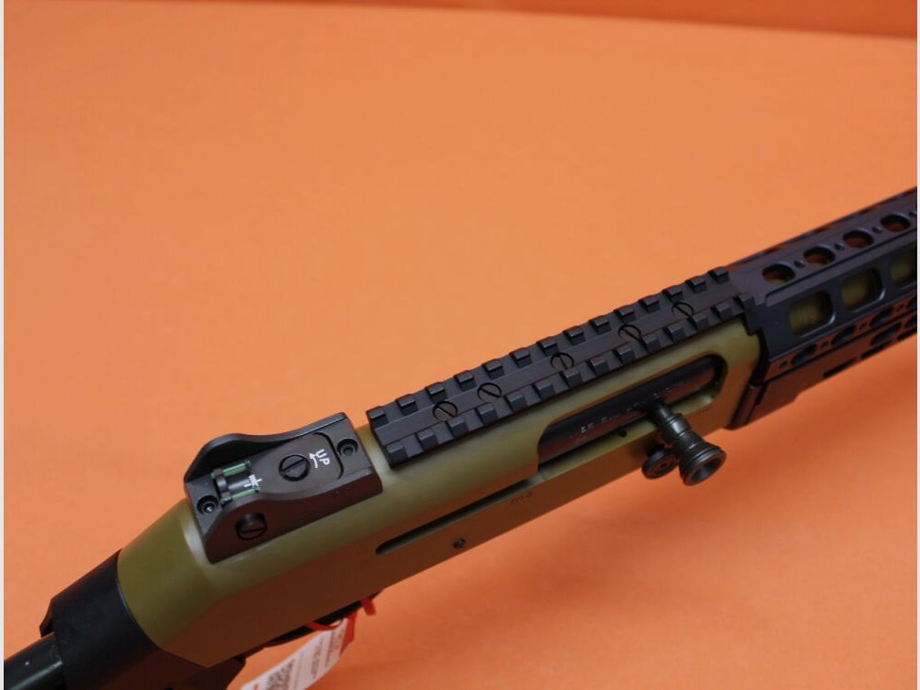 Benelli Ha.Flinte 12/76 Benelli M4 A1 TS MARRON 18,5" canon/ Multichoke/ crosse télescopique/ Picatinny (M4T-PRO)