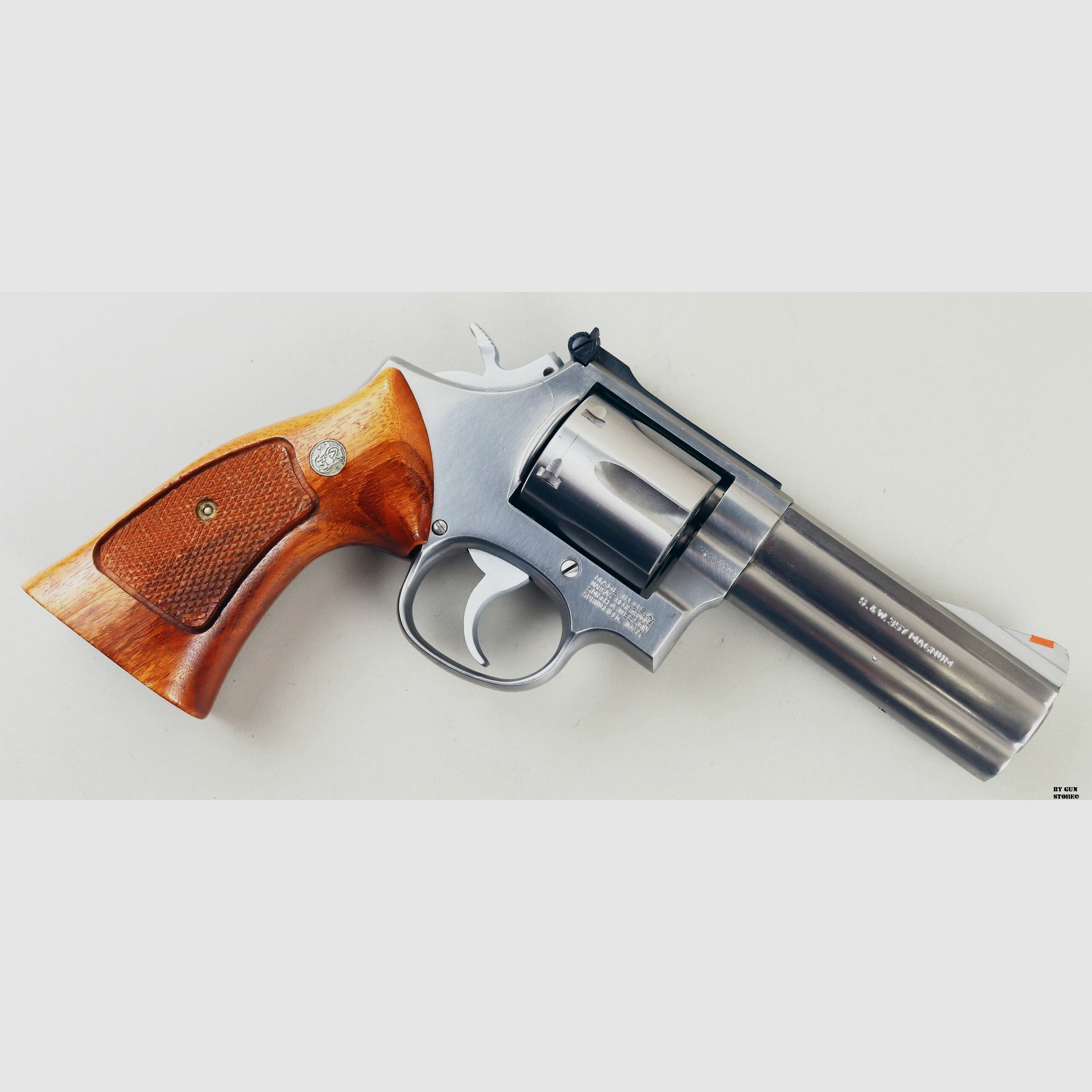 Revolver Smith & Wesson mod. 686-3 cal. 357 Mag. matr. BED4932, image 4 of 8