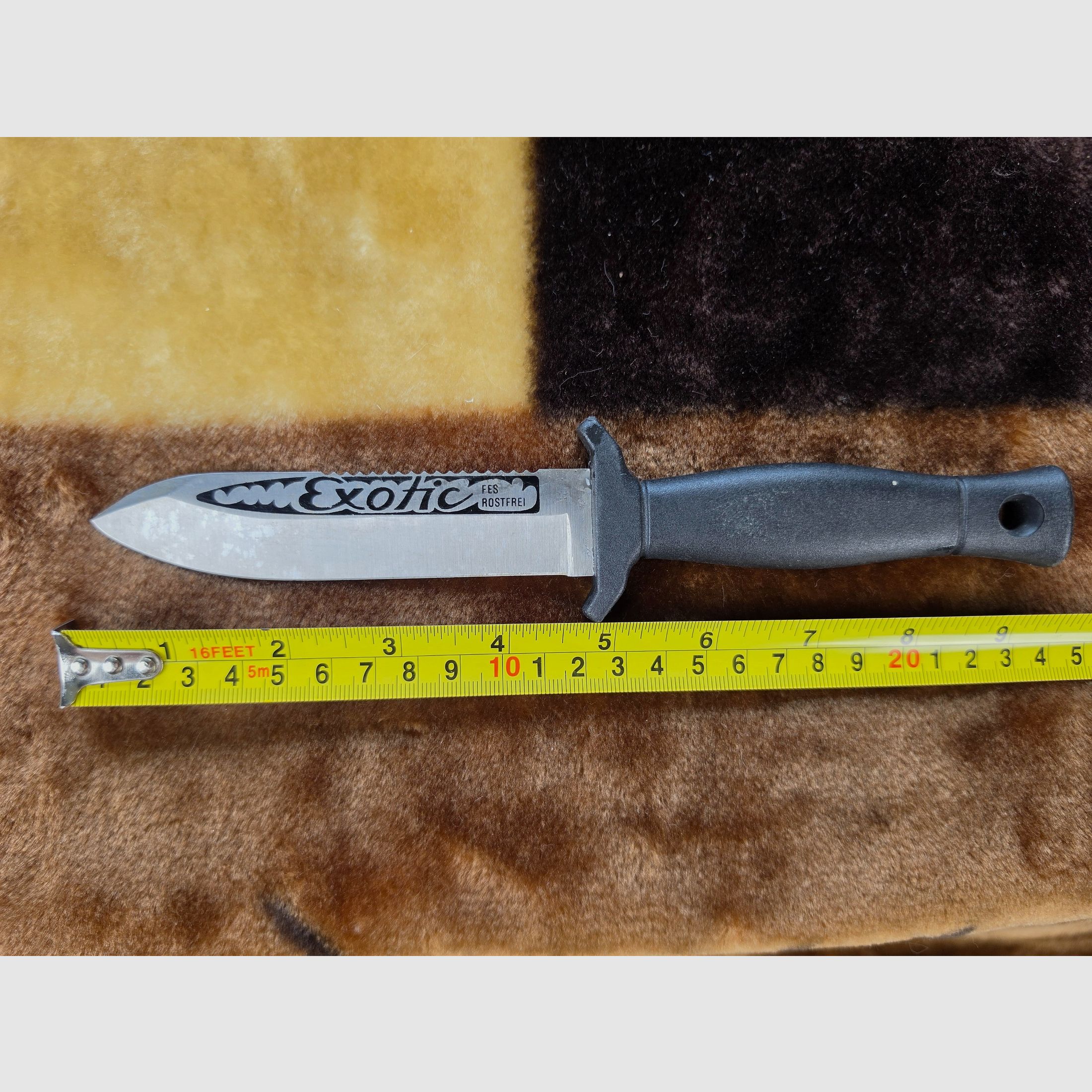 Exotic FES Rostfrei Feststehendes Taucher- & Outdoormesser mit Teilsägeschliff, Bild 1 von 4