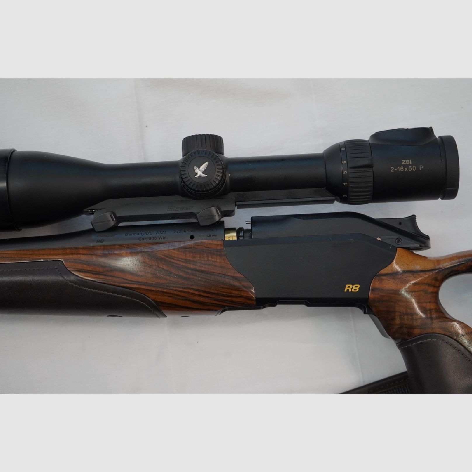R8 successo pelle, legno, pelle, mirino Svarovski, grilletto Atzl