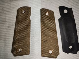Colt 1911 Messing Griffe 