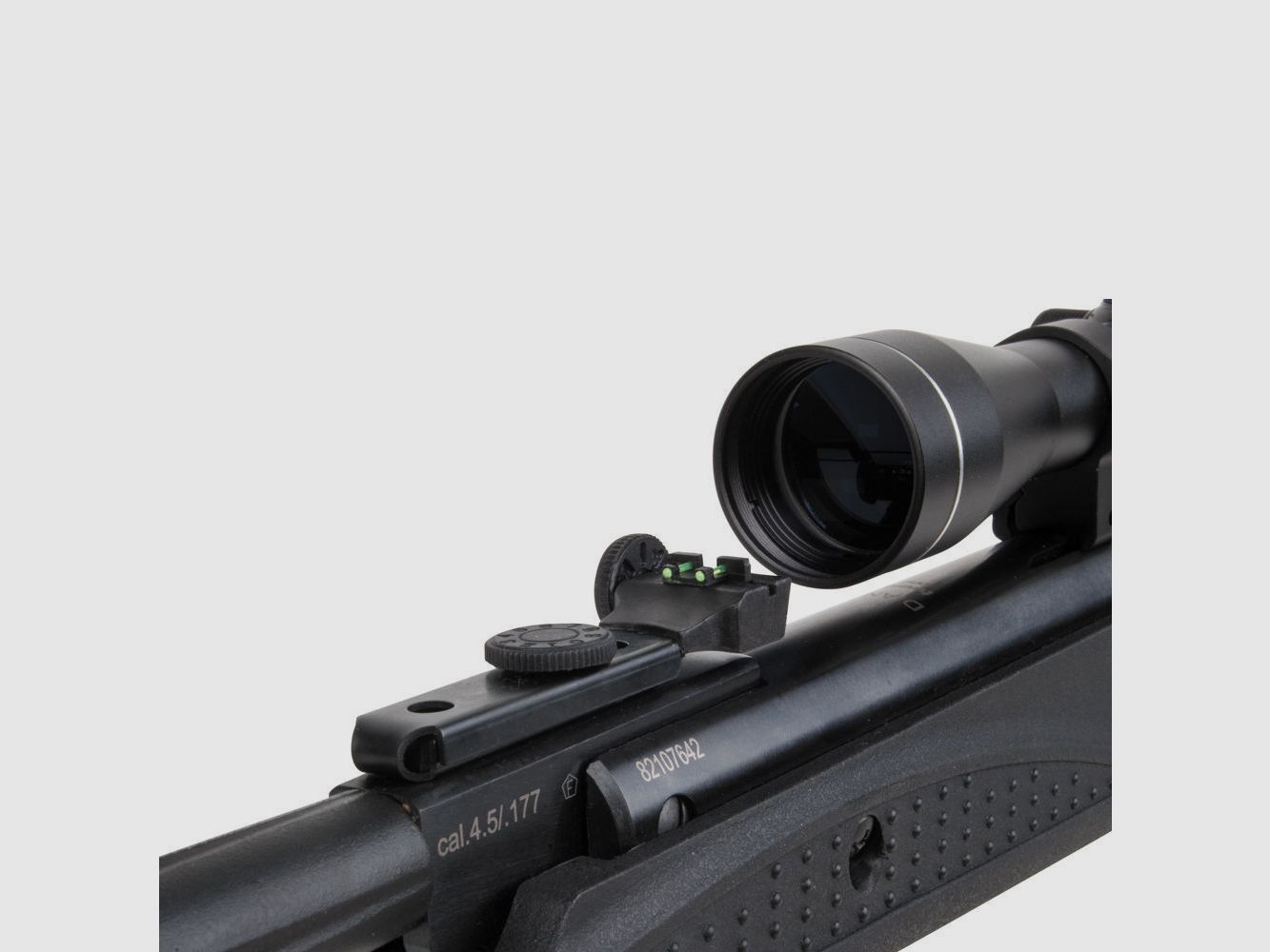 Diana twenty-one FBB Luftgewehr 4,5 mm Diabolos inkl. 4x32 Zielfernrohr